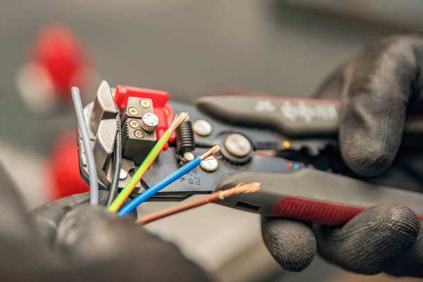Best Circuit Breaker Repair  in Everett, PA